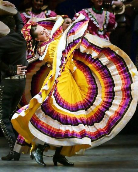 Celebra México en Luxury Avenue Mall Los Cabos